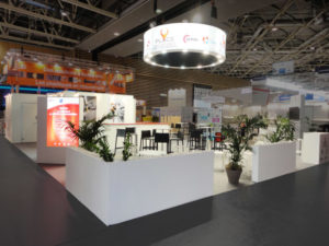 Stand sur mesure réalisé par Media Product pour SYMOP sur le salon Industrie