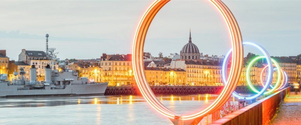 La photo illustre la ville de Nantes, dans laquelle MEDIA PRODUCT réalise des stands